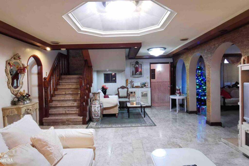 Big House In Quezon City Manila Exteriör bild